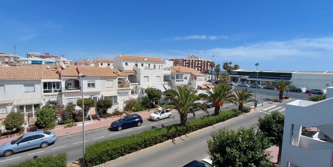 Resale - Apartment - Top Floor -
Torrevieja - Playa de los Naufragos