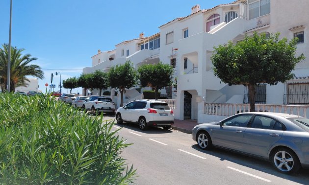 Resale - Apartment - Top Floor -
Torrevieja - Playa de los Naufragos