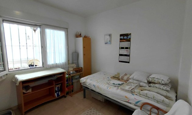 Resale - Apartment - Top Floor -
Torrevieja - Playa de los Naufragos