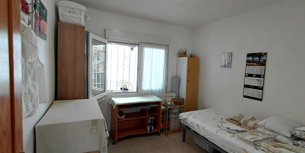Resale - Apartment - Top Floor -
Torrevieja - Playa de los Naufragos