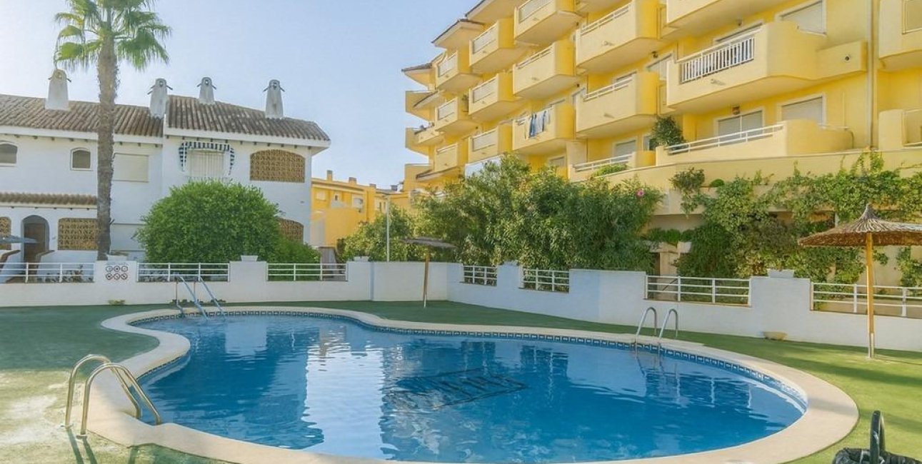 Resale - Townhouse -
Dehesa de campoamor - Campoamor