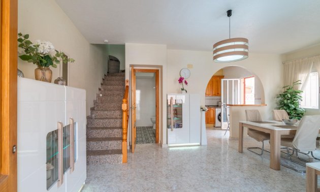 Reventa - Adosado -
Orihuela Costa - Playa Flamenca