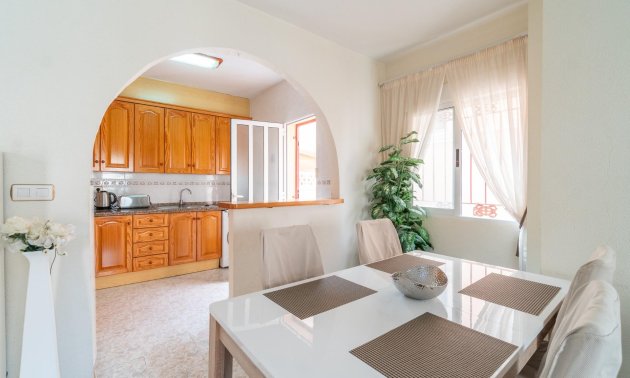 Reventa - Adosado -
Orihuela Costa - Playa Flamenca
