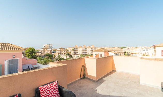 Reventa - Adosado -
Orihuela Costa - Playa Flamenca