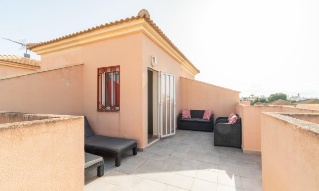 Reventa - Adosado -
Orihuela Costa - Playa Flamenca