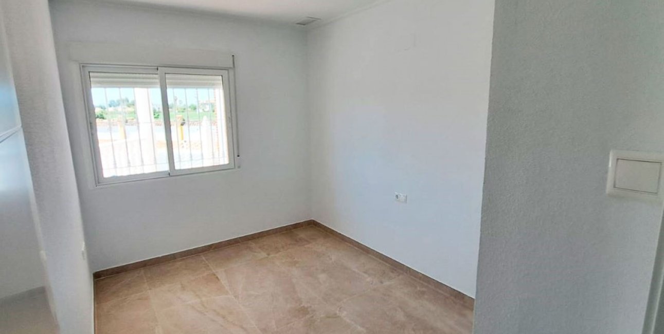 Resale - Country House -
Catral - Catral - Country