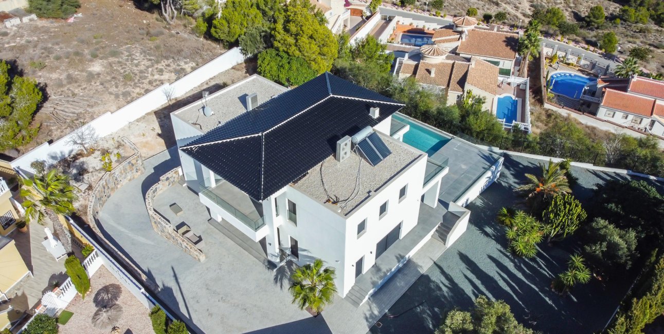 Resale - Villa -
Ciudad Quesada - Altos de Quesada