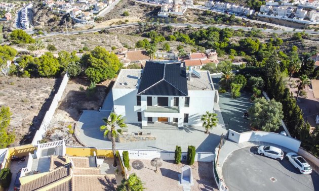 Resale - Villa -
Ciudad Quesada - Altos de Quesada