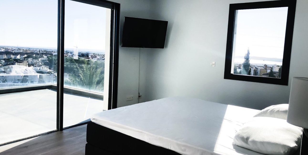 Resale - Villa -
Ciudad Quesada - Altos de Quesada