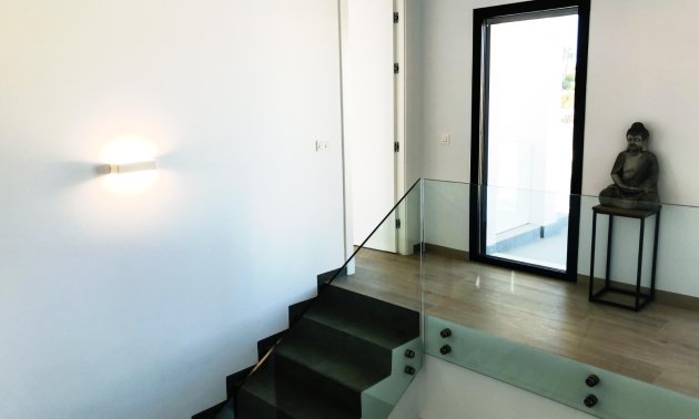 Resale - Villa -
Ciudad Quesada - Altos de Quesada