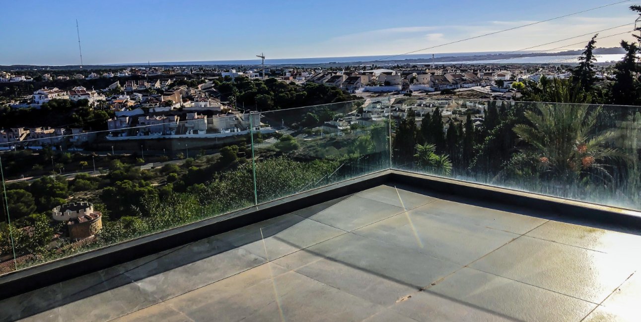 Resale - Villa -
Ciudad Quesada - Altos de Quesada