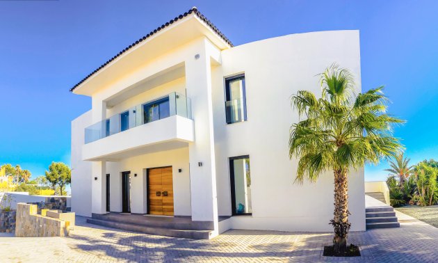 Resale - Villa -
Ciudad Quesada - Altos de Quesada