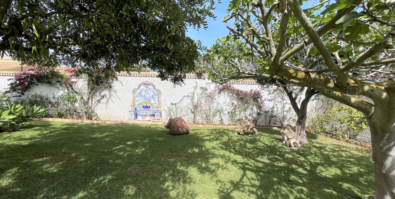 Resale - Villa -
Orihuela Costa - Cabo Roig