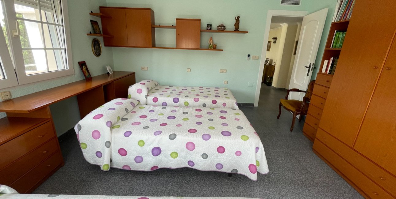 Resale - Villa -
Orihuela Costa - Cabo Roig