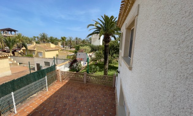 Resale - Villa -
Orihuela Costa - Cabo Roig