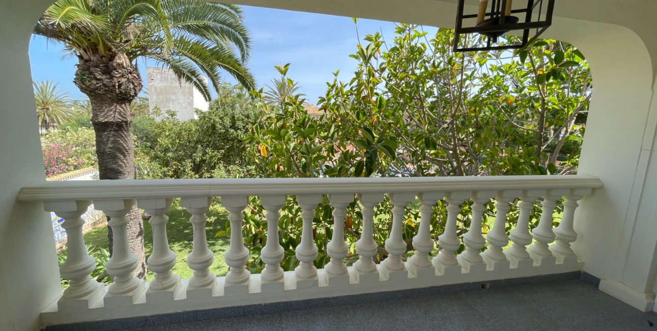 Resale - Villa -
Orihuela Costa - Cabo Roig