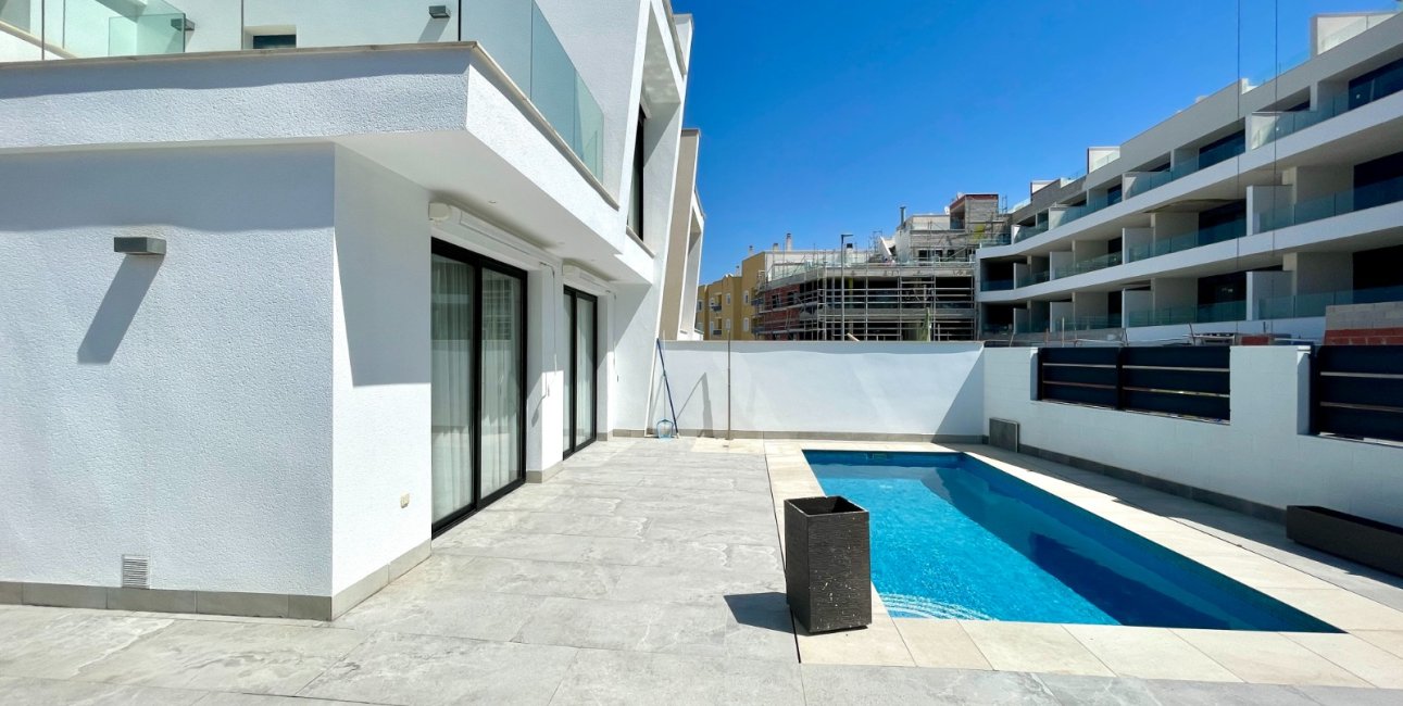 Resale - Villa -
Benijofar - Benijofar - Village