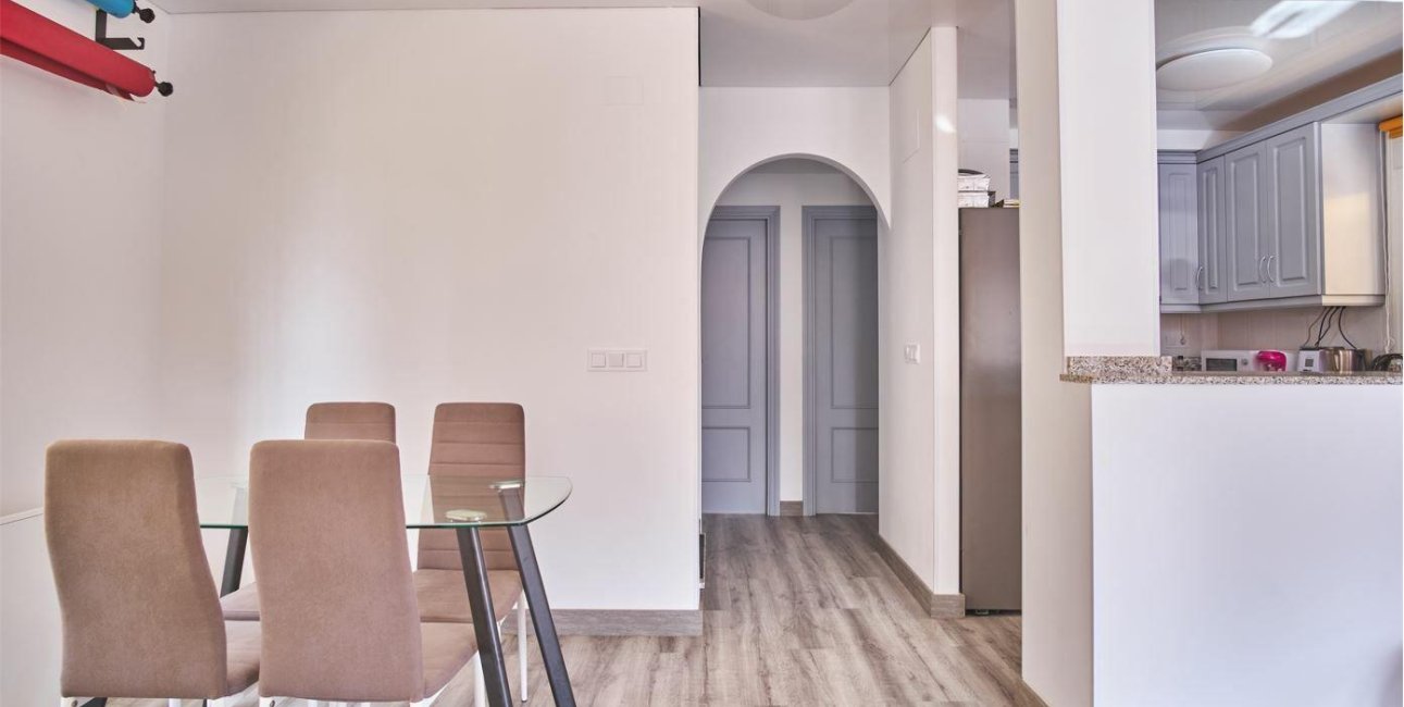 Resale - Villa -
Los Montesinos - La Herrada