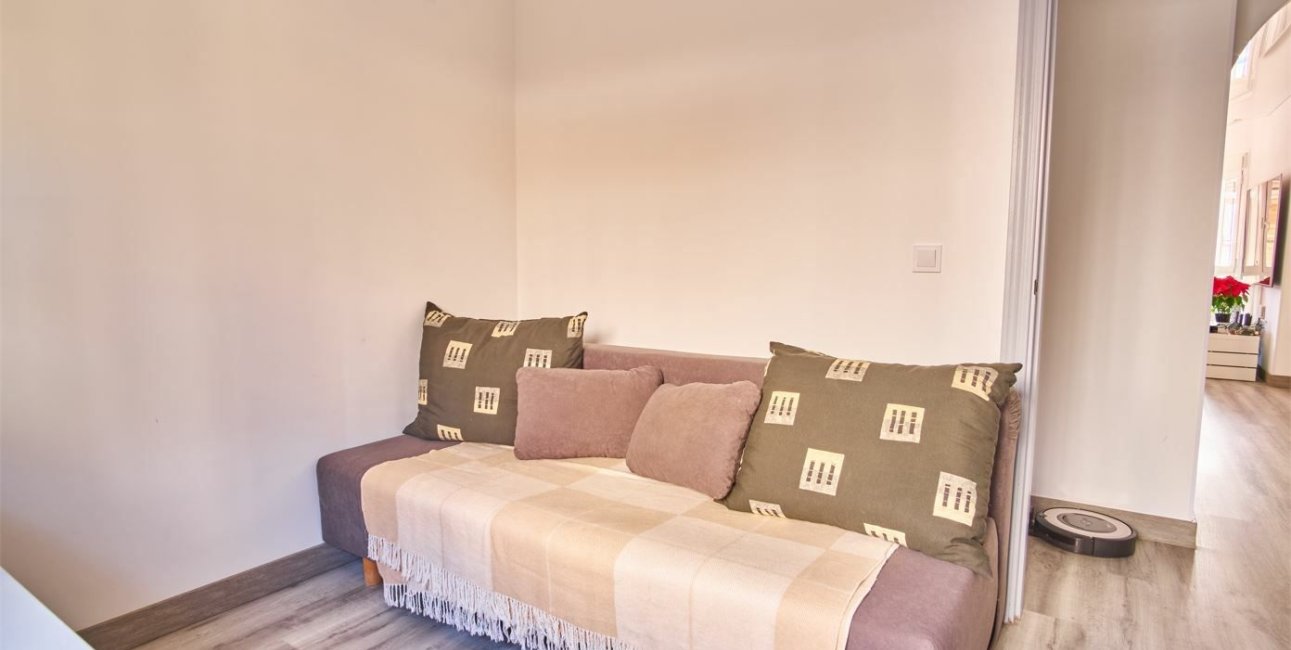 Resale - Villa -
Los Montesinos - La Herrada