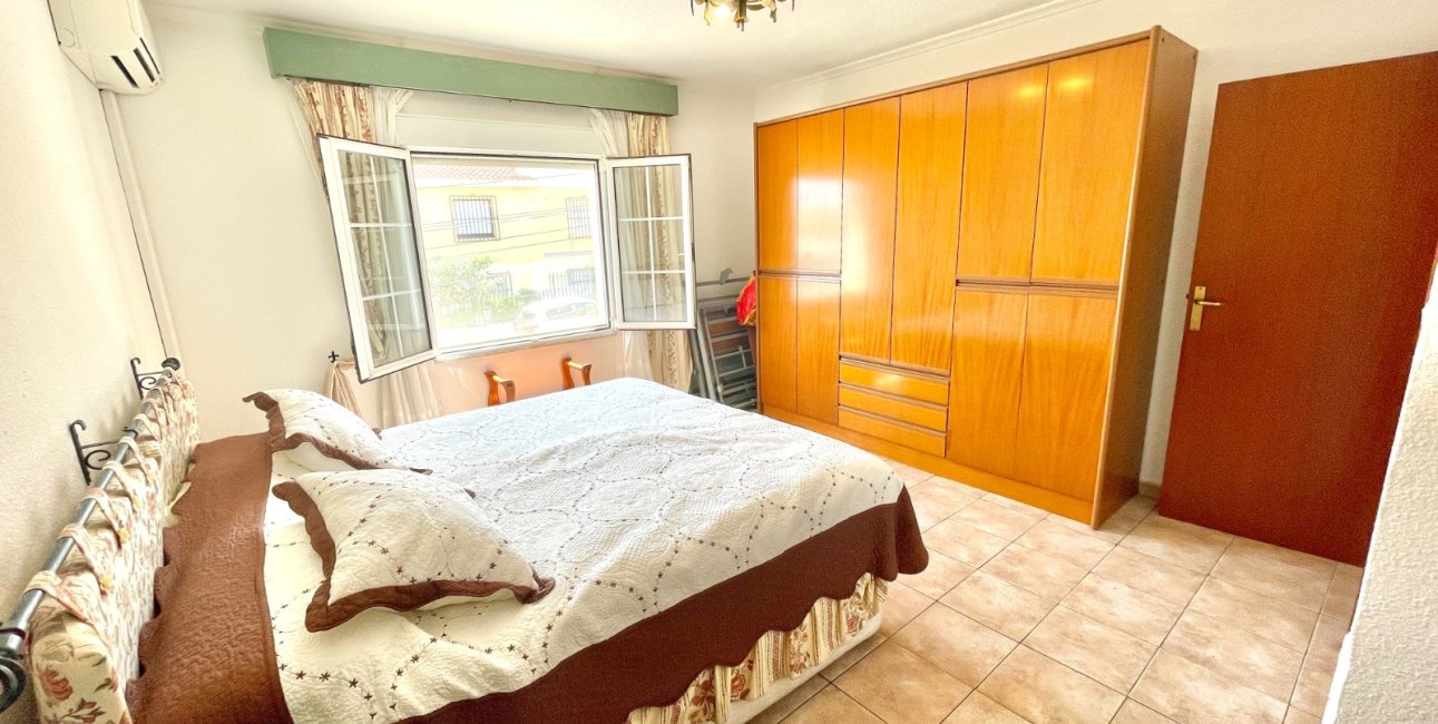 Resale - Villa -
Benijofar - Benijofar - Village