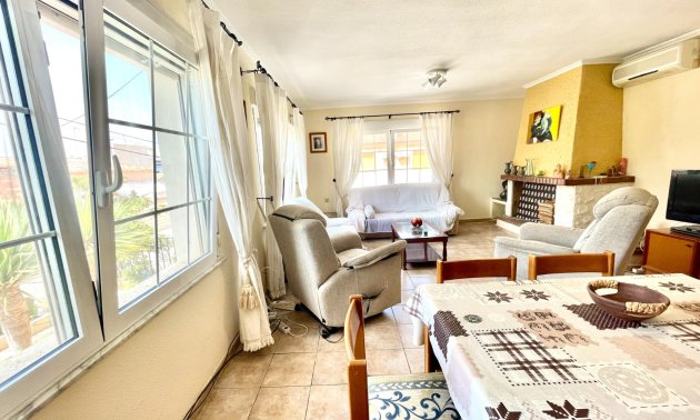 Resale - Villa -
Benijofar - Benijofar - Village