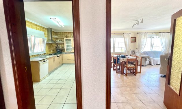 Resale - Villa -
Benijofar - Benijofar - Village