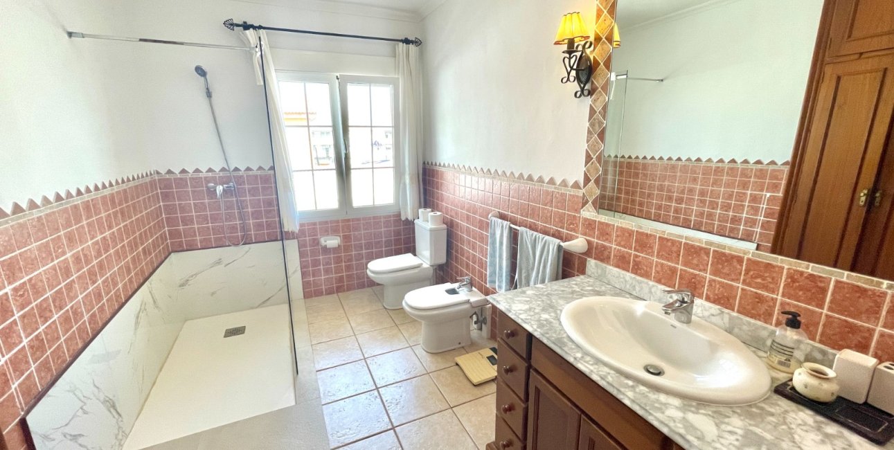 Resale - Villa -
Benijofar - Benijofar - Village