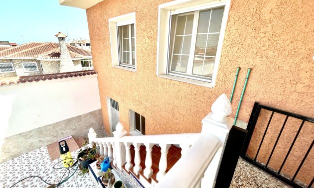 Resale - Villa -
Benijofar - Benijofar - Village