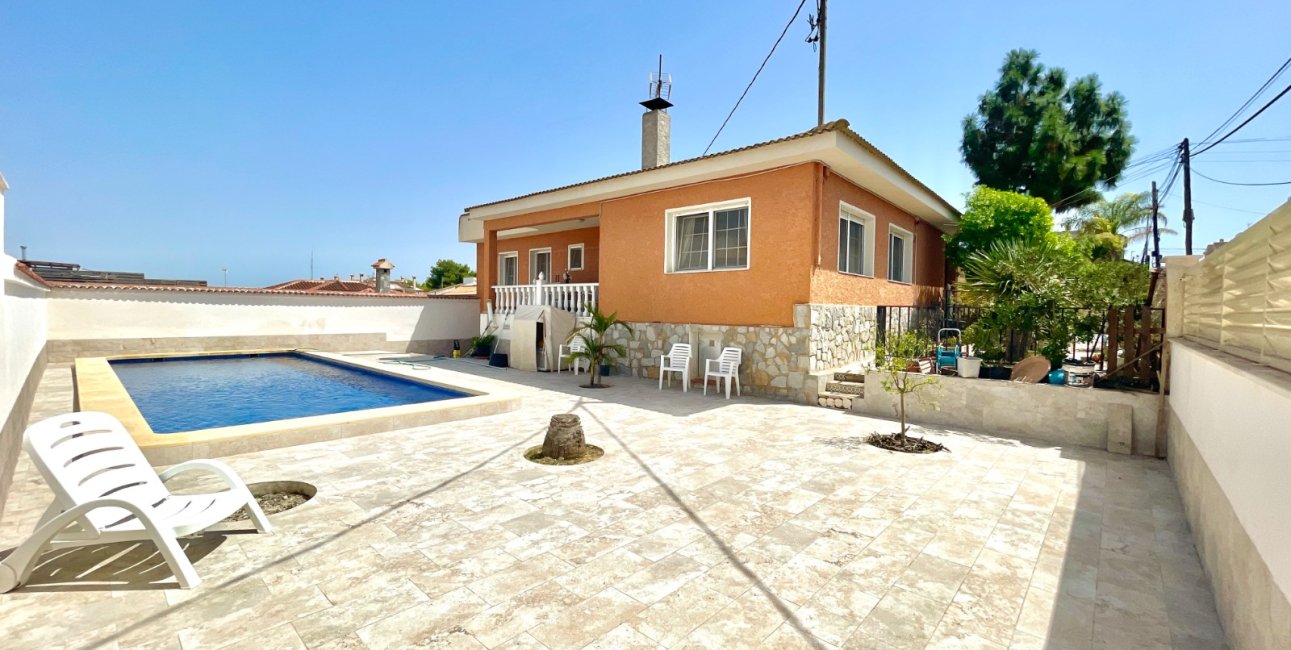 Resale - Villa -
Benijofar - Benijofar - Village