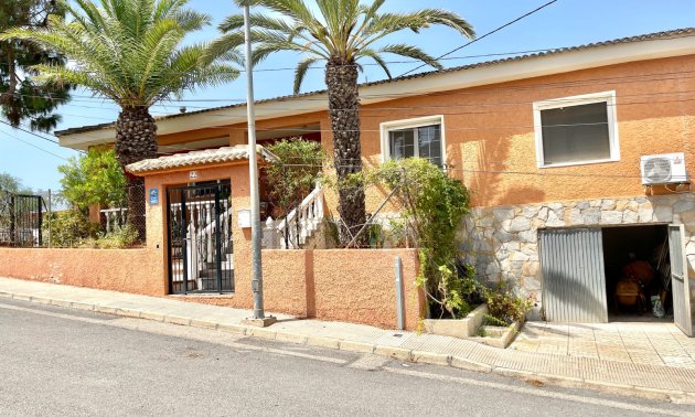 Resale - Villa -
Benijofar - Benijofar - Village