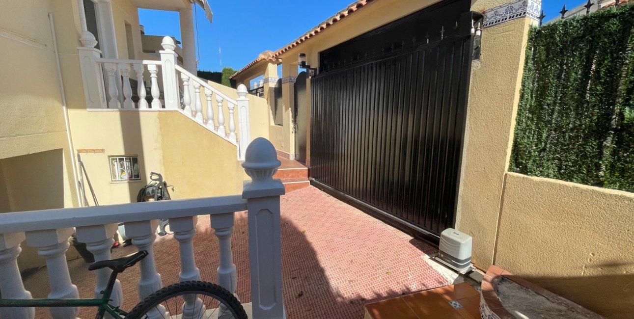 Resale - Townhouse -
Guardamar del Segura - Portico Mediterráneo