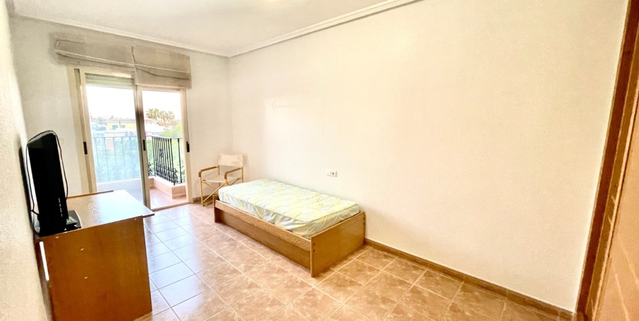 Reventa - Adosado -
Almoradi - Almoradi - Town