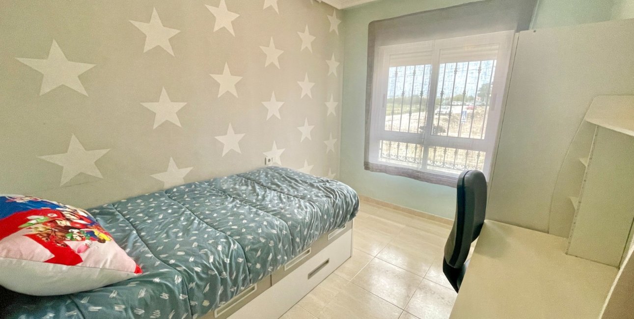 Reventa - Apartamento / piso -
Almoradi - Almoradi - Town