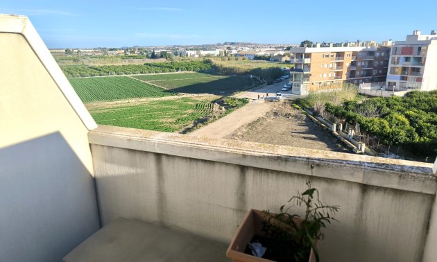 Reventa - Apartamento / piso -
Almoradi - Almoradi - Town