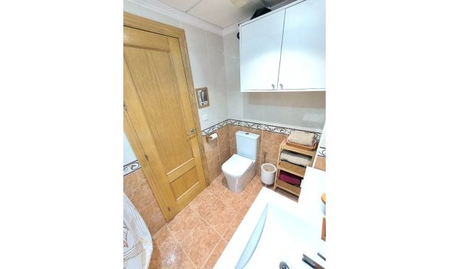 Reventa - Apartamento / piso -
Almoradi - Almoradi - Town