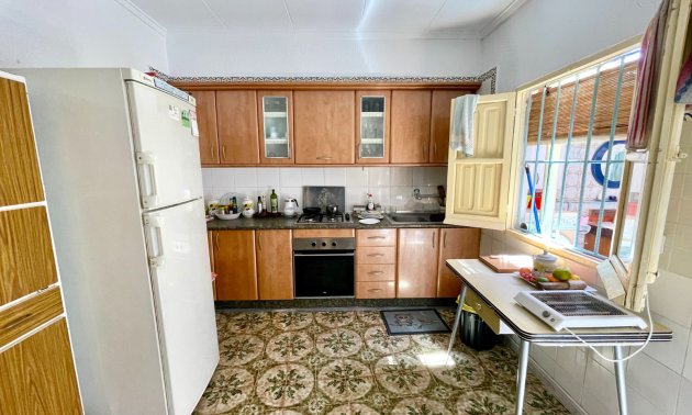 Resale - Townhouse -
Almoradi - Almoradi - Town
