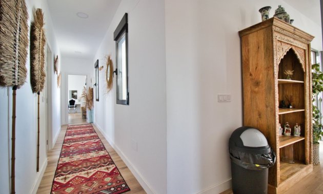 Resale - Country House -
Pinoso - Pinoso - Country