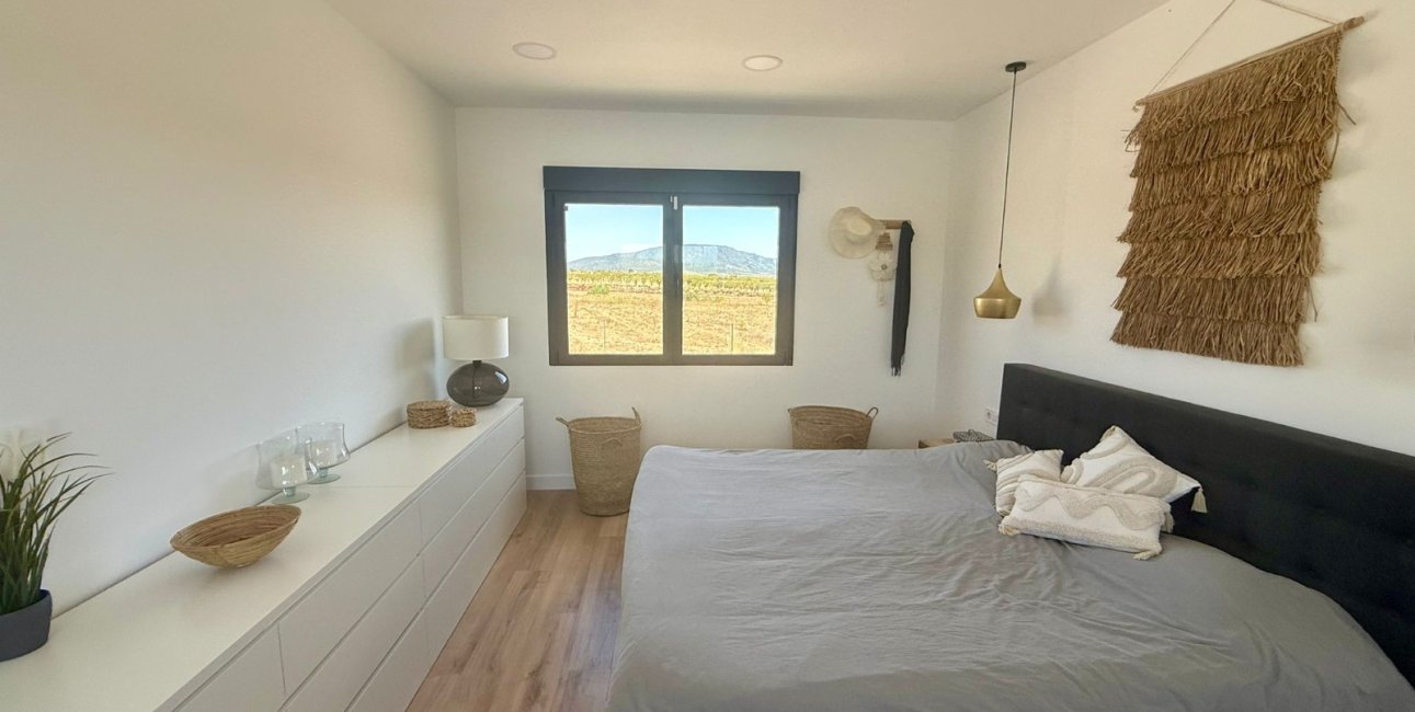 Resale - Country House -
Pinoso - Pinoso - Country