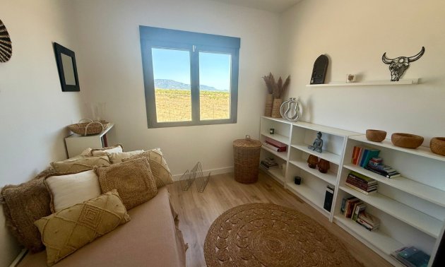 Resale - Country House -
Pinoso - Pinoso - Country