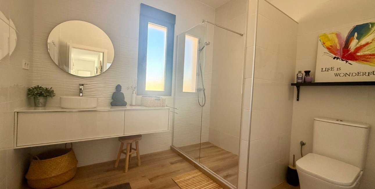 Resale - Country House -
Pinoso - Pinoso - Country