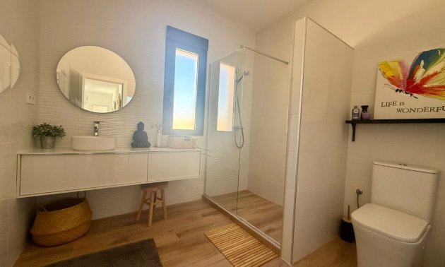 Resale - Country House -
Pinoso - Pinoso - Country