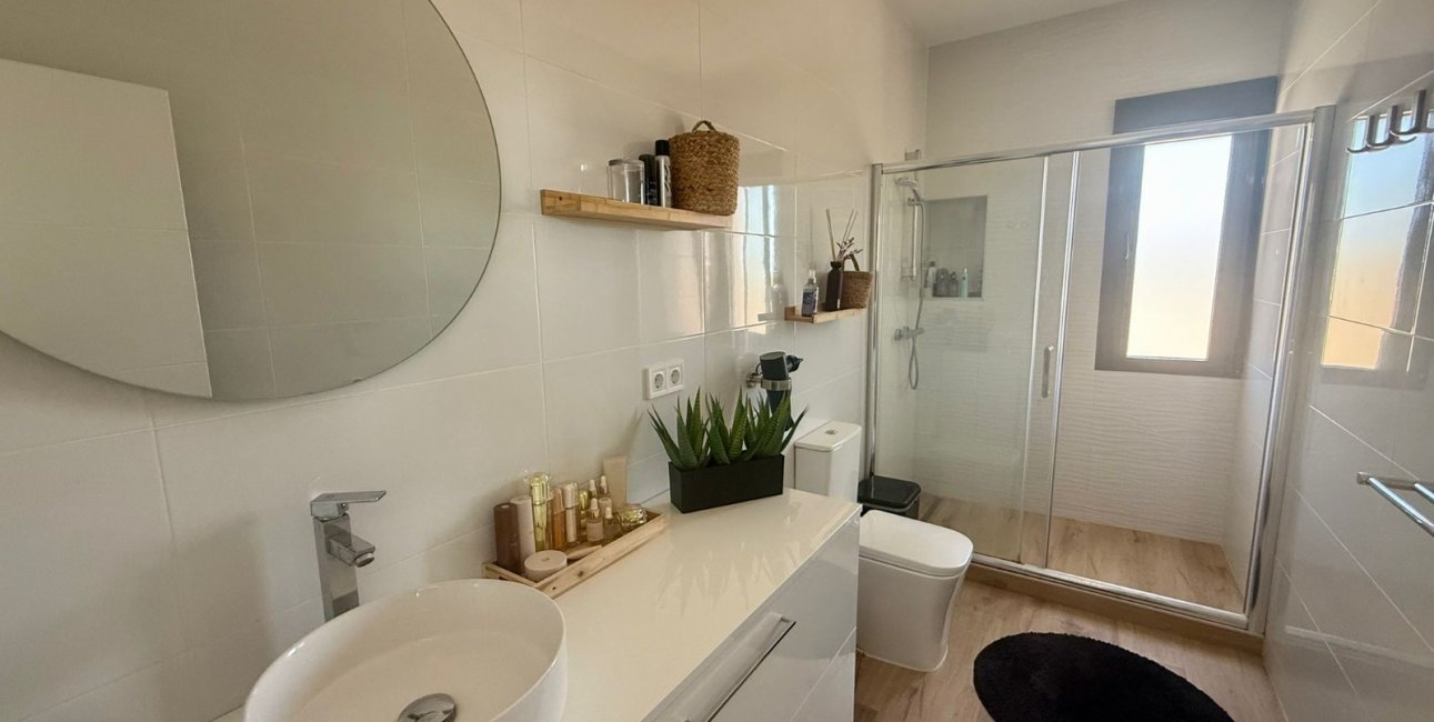 Resale - Country House -
Pinoso - Pinoso - Country
