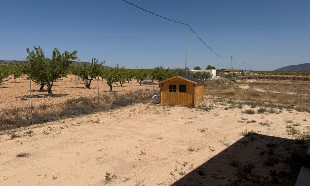 Resale - Country House -
Pinoso - Pinoso - Country
