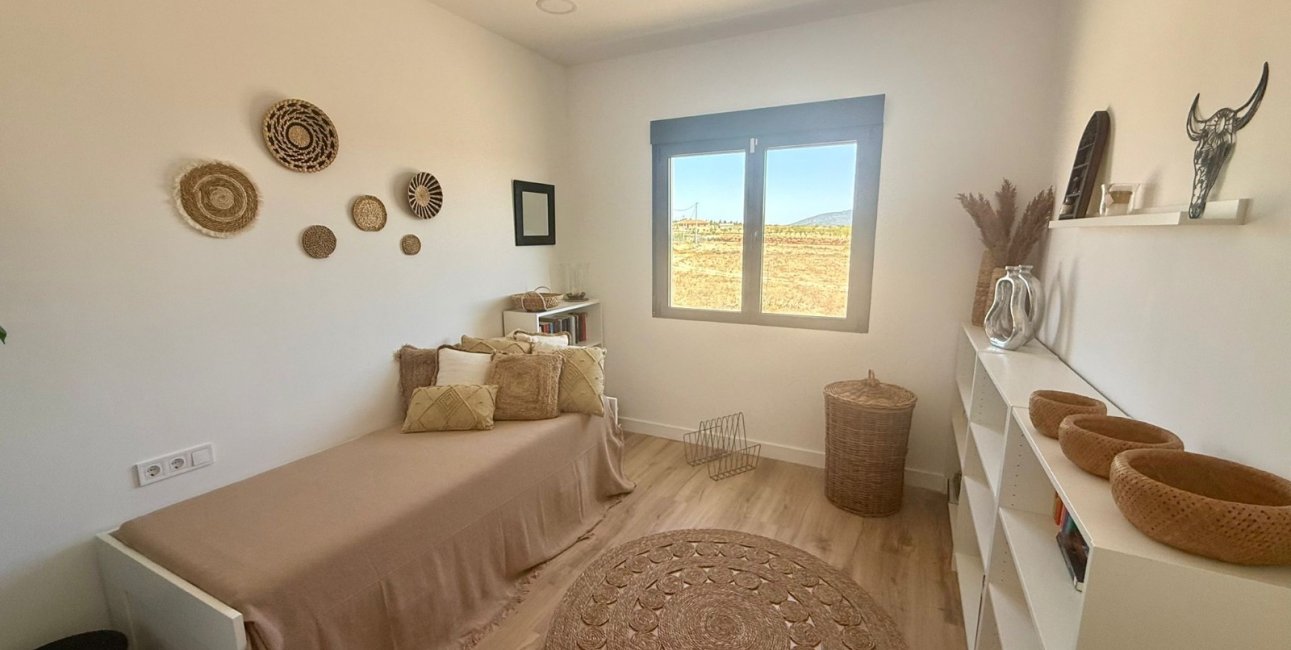 Resale - Country House -
Pinoso - Pinoso - Country