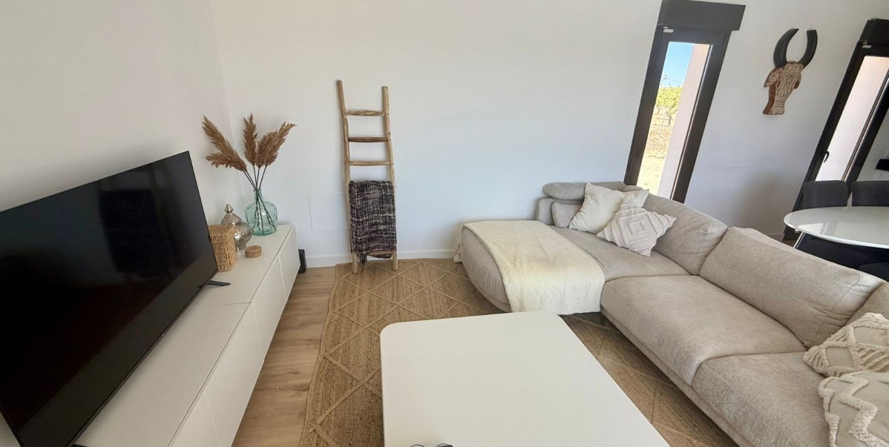 Resale - Country House -
Pinoso - Pinoso - Country