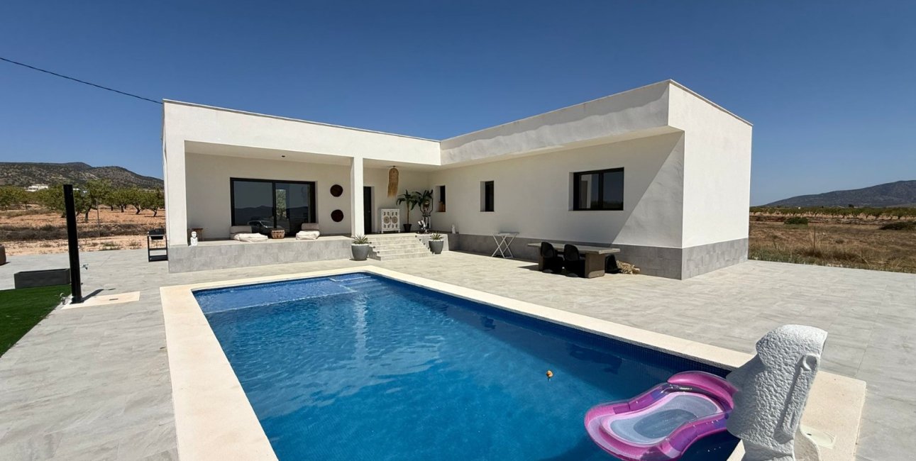 Resale - Country House -
Pinoso - Pinoso - Country