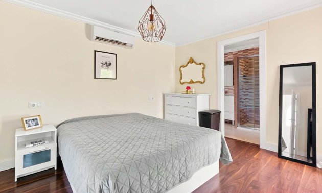 Resale - Villa -
Pinar de Campoverde - Pinar de Campoverde - Village
