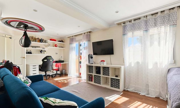 Resale - Villa -
Pinar de Campoverde - Pinar de Campoverde - Village