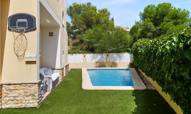 Resale - Villa -
Pinar de Campoverde - Pinar de Campoverde - Village