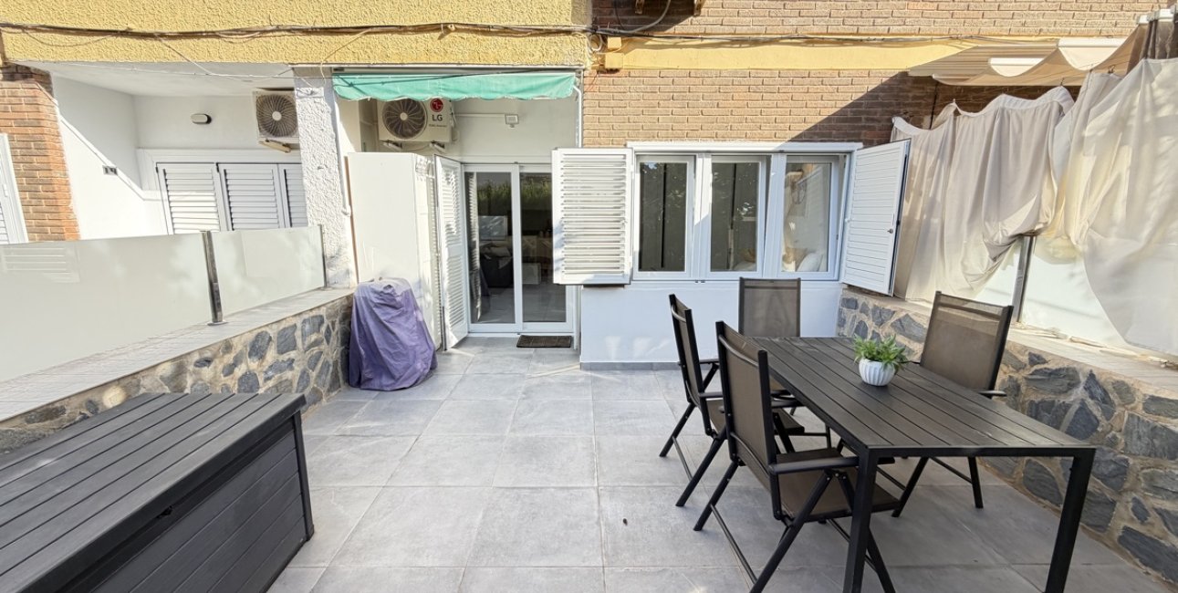 Resale - Apartment / flat -
Orihuela Costa - La Zenia